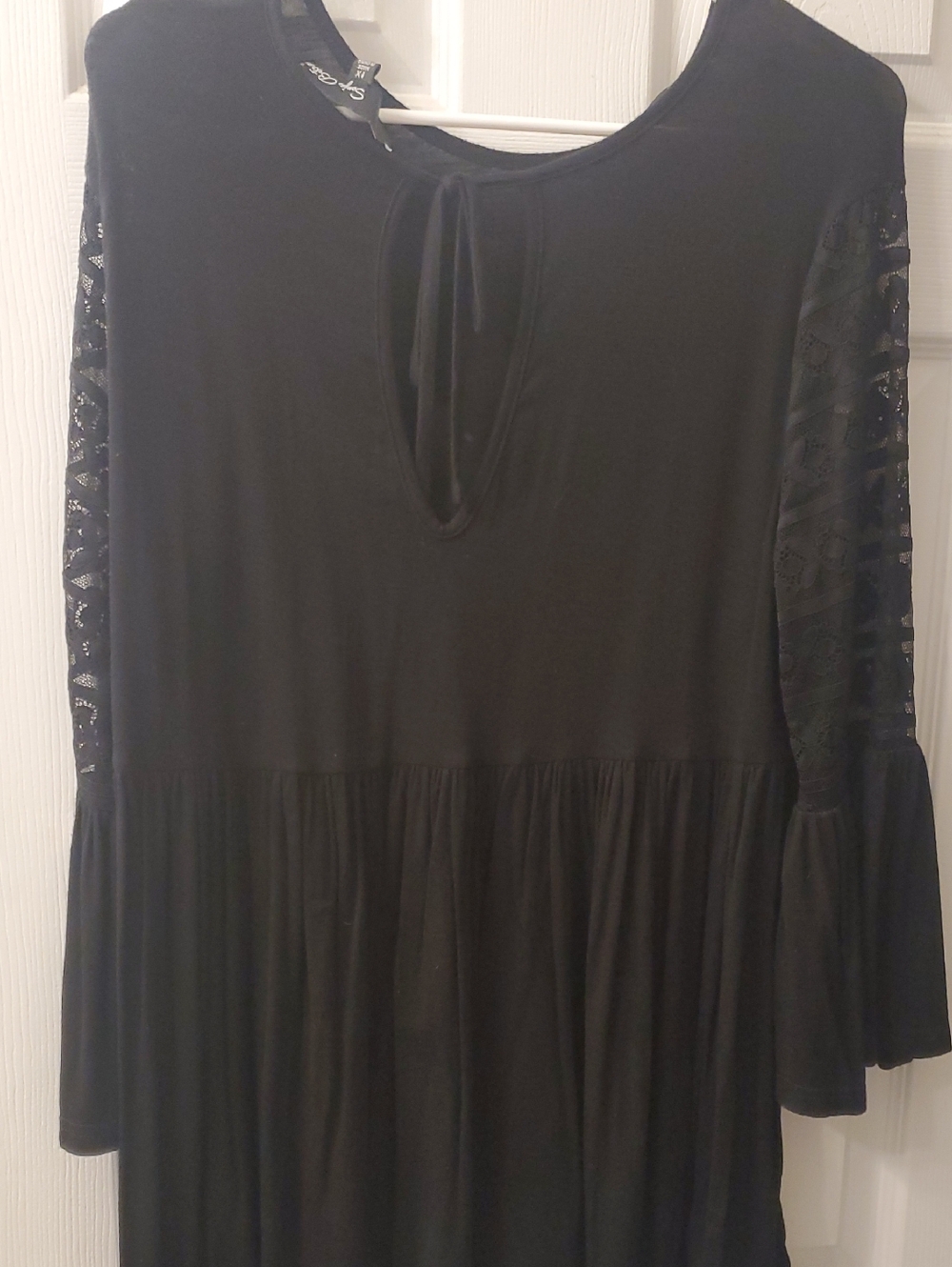Black Lace Sleeve Keyhole Shirt